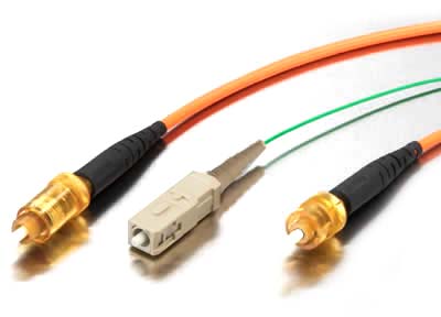 Connecteurs Corning UniCam® pour fibres optiques